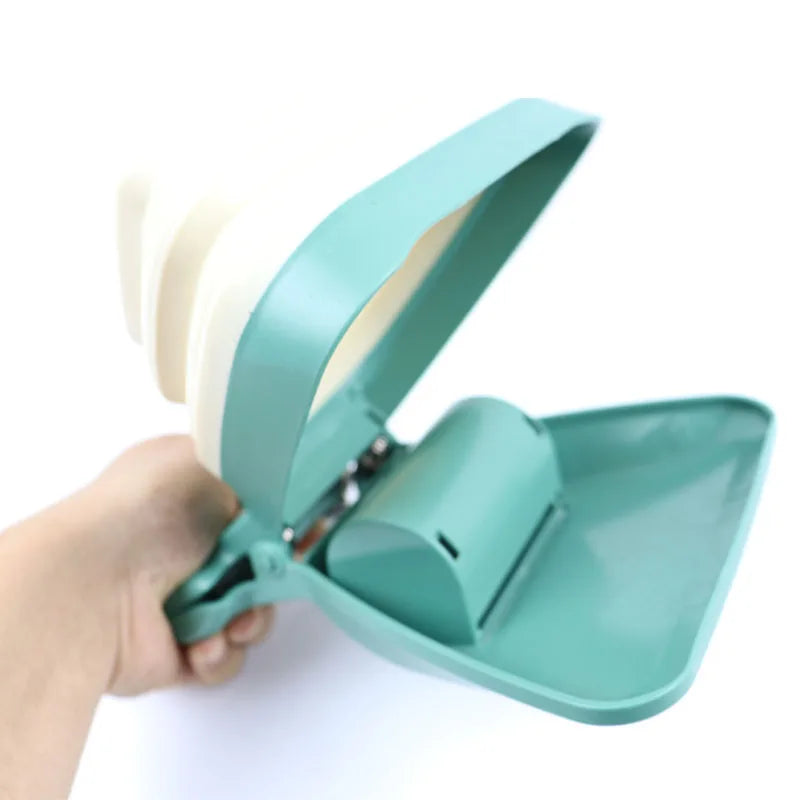 Foldable Pooper Scooper with Eco-Friendly Bags – Effortless & Hygienic Pet Cleanup Solution